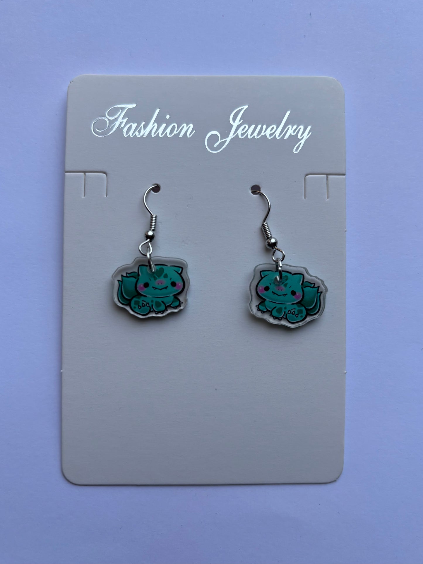 Grass type earrings