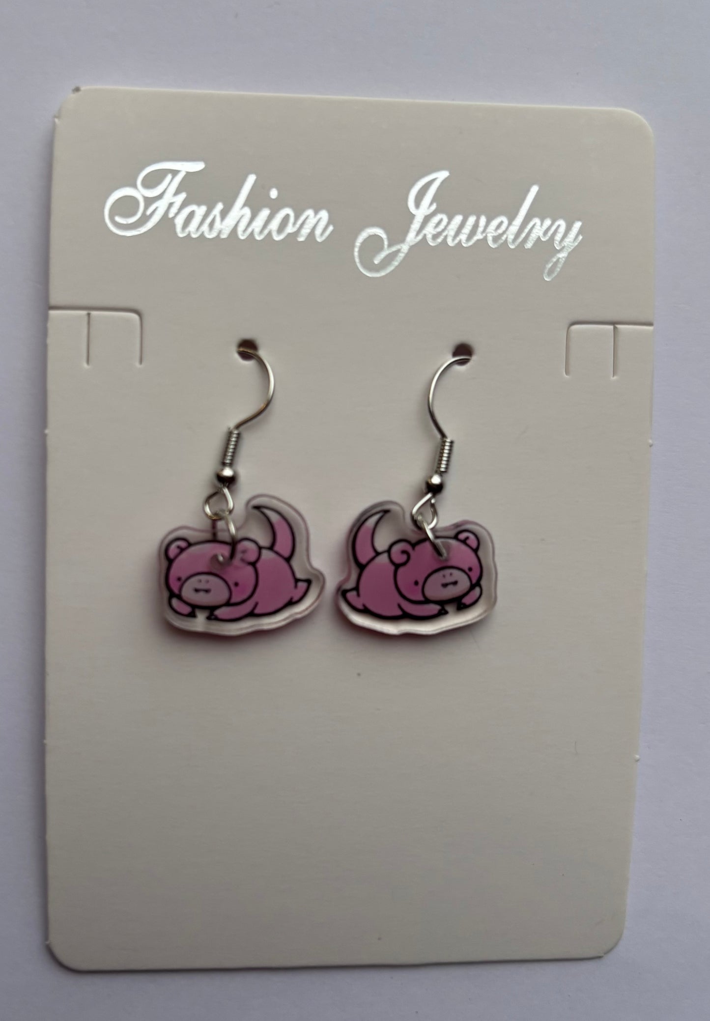 Cutesy poke earrings